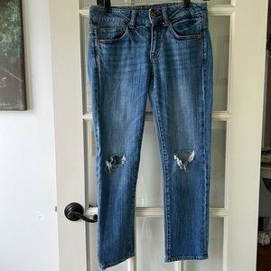 American Eagle Boy Fit Cropped Jeans